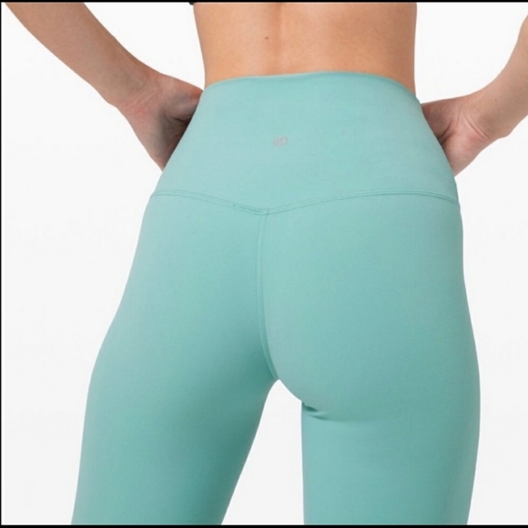 Lululemon Align Pant 28" - Picture 3 of 4